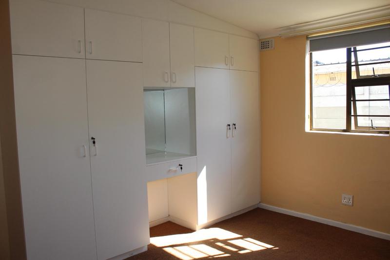 To Let 2 Bedroom Property for Rent in Avondale Western Cape